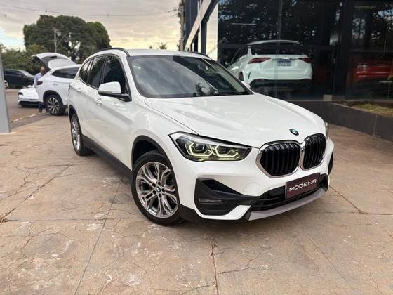 BMW X1 2.0 16V TURBO ACTIVEFLEX SDRIVE20I 4P AUTOMÁTICO BMW X1 2.0 16V TURBO ACTIVEFLEX SDRIVE20I 4P AUTOMÁTICO